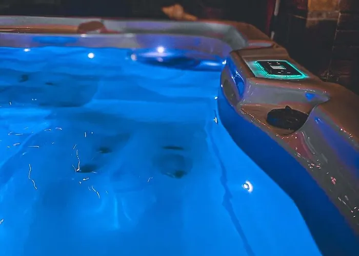 Roenkhaz Semesterbostad *