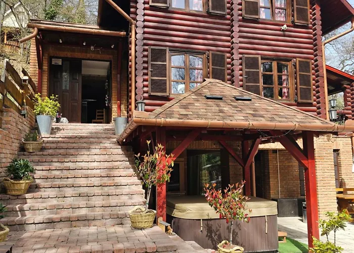 Roenkhaz Semesterbostad