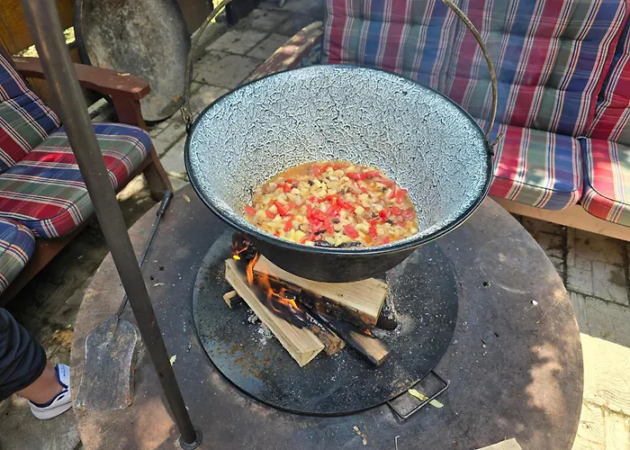 Roenkhaz Semesterbostad *