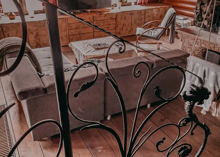 Roenkhaz Semesterbostad *