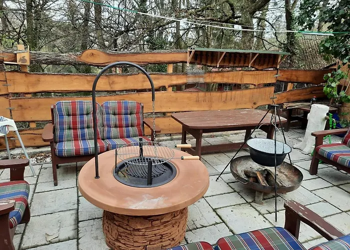 Semesterbostad Roenkhaz *